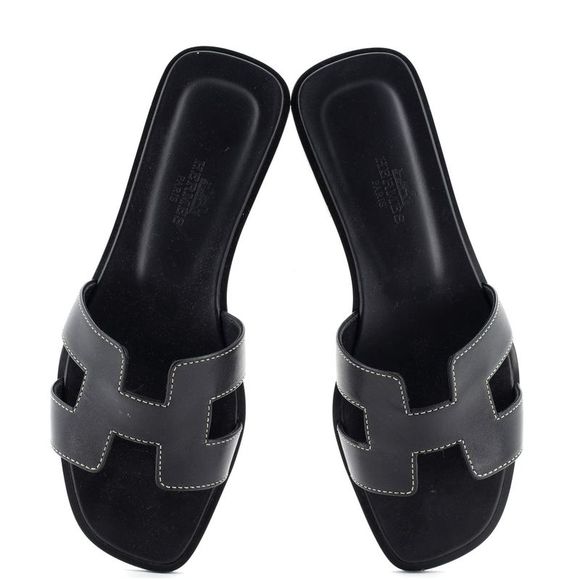 Hermes Women's Oran Sandals Leather Black - Picture 2 of 4